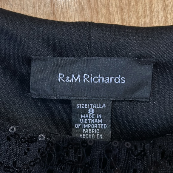 Black Dinner dress with sequins cape: Size 8 - Picture 5 of 6